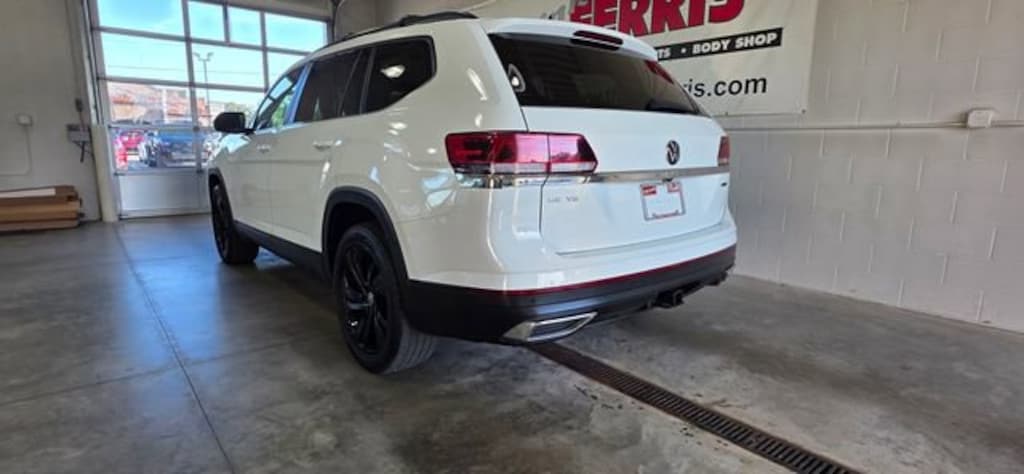 Used 2022 Volkswagen Atlas 3.6L V6 SE w/Technology