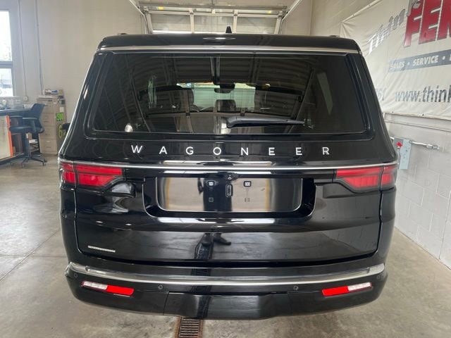 2023 Jeep Wagoneer Base photo 4