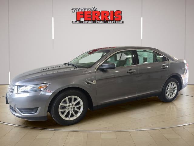 2014 Ford Taurus SE FWD's photo