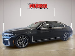Buy a 2020 BMW 750i xDrive Sedan near Canton, OH