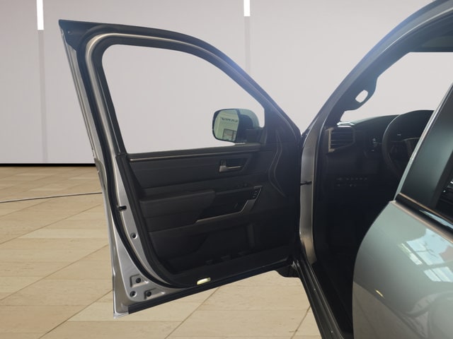 2026 Toyota Tundra Platinum - Photo 10