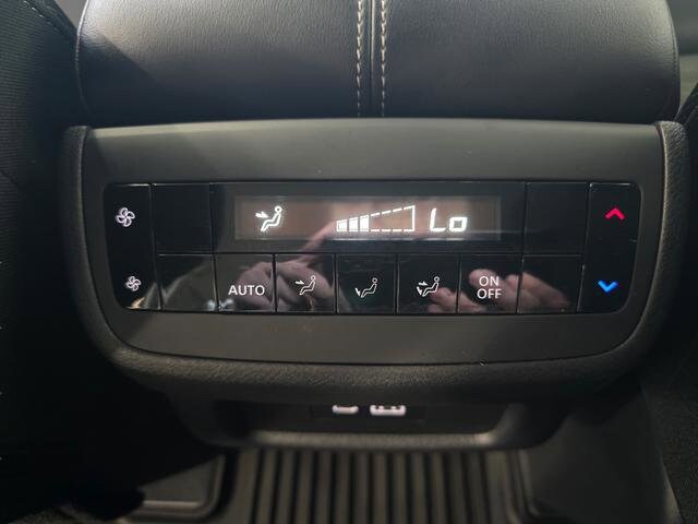 2025 Nissan Pathfinder SV - Photo 27