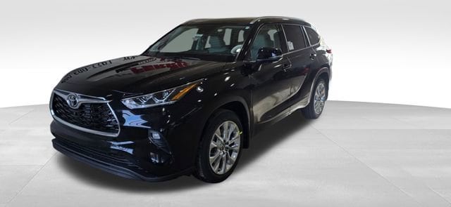 2026 Toyota Highlander Limited's photo