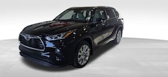 New 2026 Toyota Highlander near Canton, OH