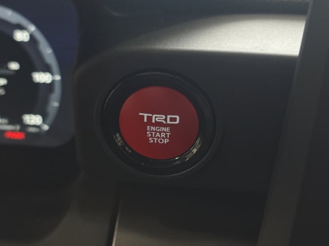 2026 Toyota Tacoma TRD Sport - Photo 18