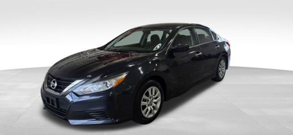 Used 2016 Nissan Altima 2.5 Sedan
