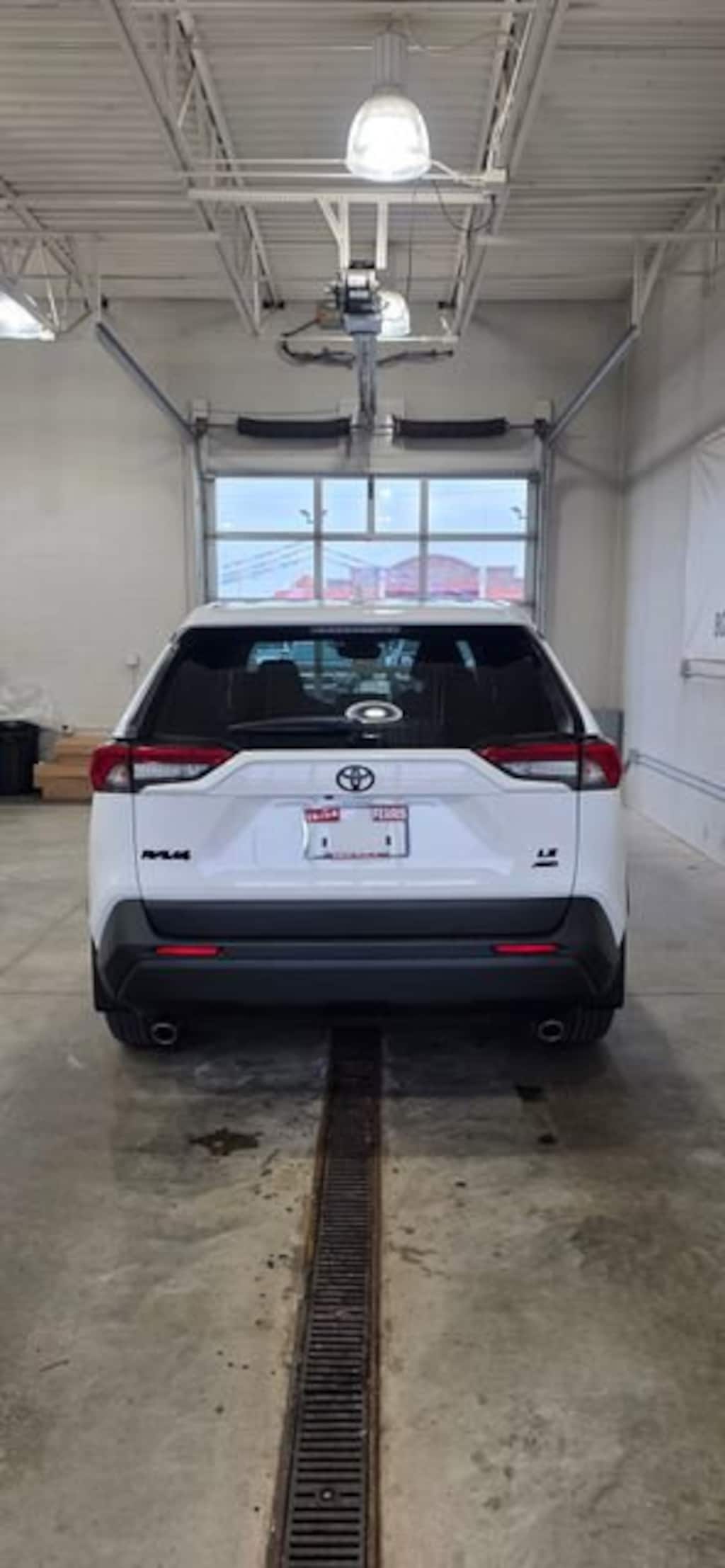 New 2025 Toyota RAV4 LE LE AWD SUV