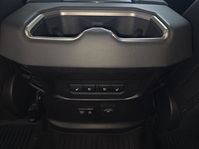 2026 Toyota Tundra Platinum - Photo 28