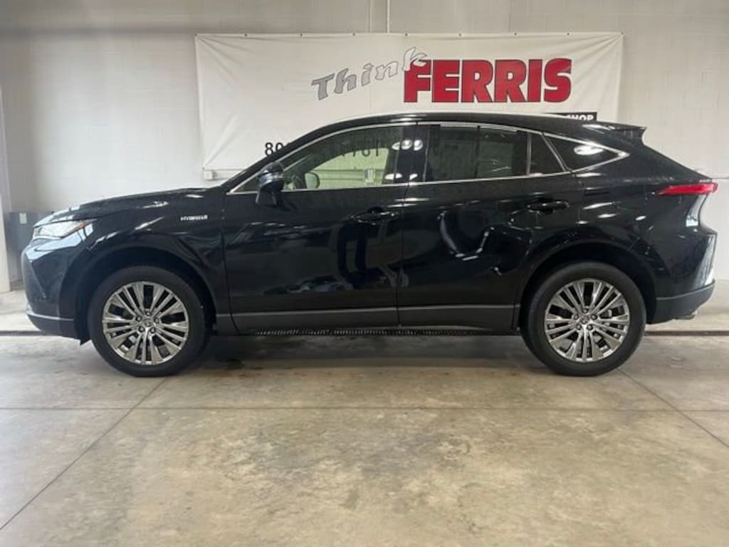 Used 2021 Toyota Venza XLE SUV