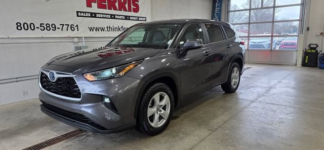 2023 Toyota Highlander Hybrid SUV 