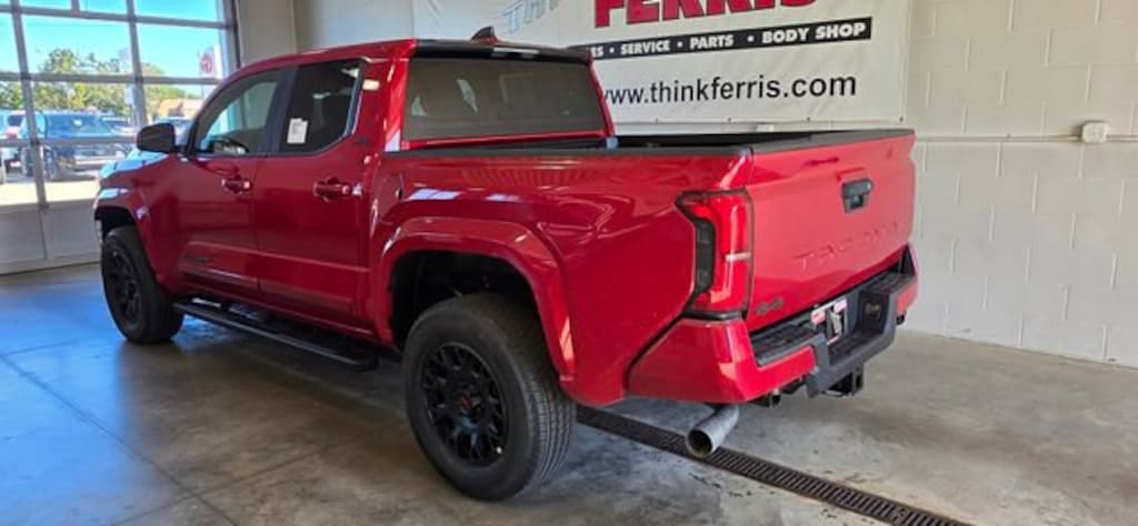 New 2025 Toyota Tacoma SR5 4X4 DOUBLE CAB