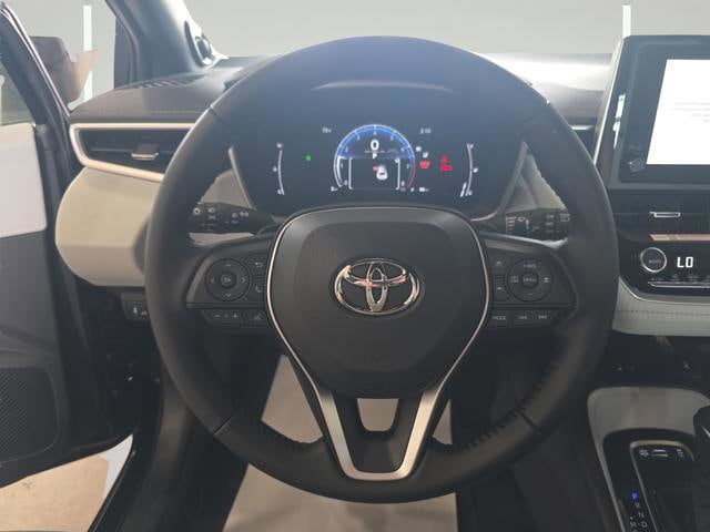 2026 Toyota Corolla Hatchback XSE - Photo 13