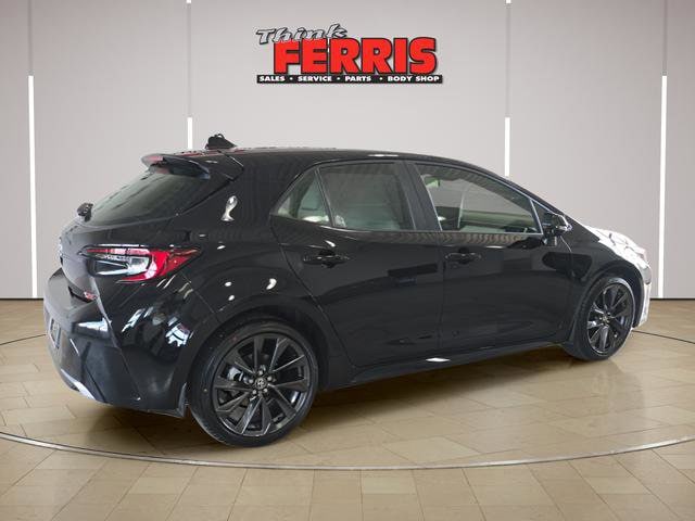 2026 Toyota Corolla Hatchback XSE - Photo 5