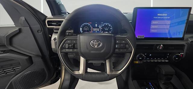 2026 Toyota Tacoma TRD Sport - Photo 17