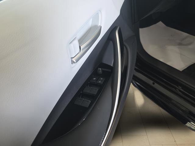 2026 Toyota Corolla Hatchback XSE - Photo 30