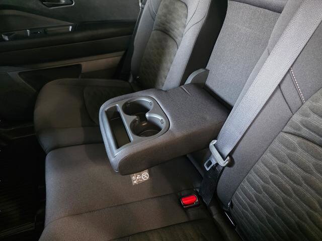 2025 Nissan Pathfinder SV - Photo 28