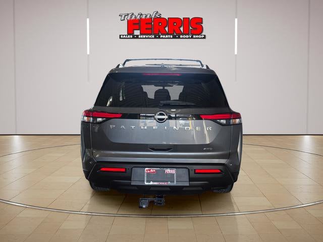 2025 Nissan Pathfinder SV - Photo 4