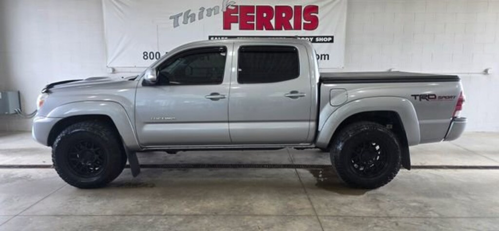 Used 2015 Toyota Tacoma  Truck Double Cab