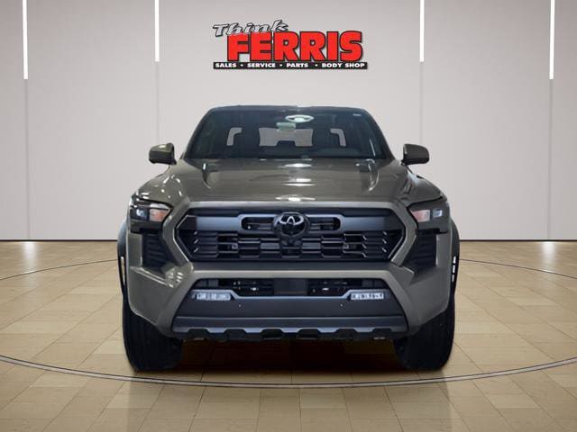 2026 Toyota Tacoma TRD Sport - Photo 8