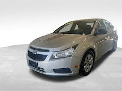 Buy a used 2013 Chevrolet Cruze near Canton, OH