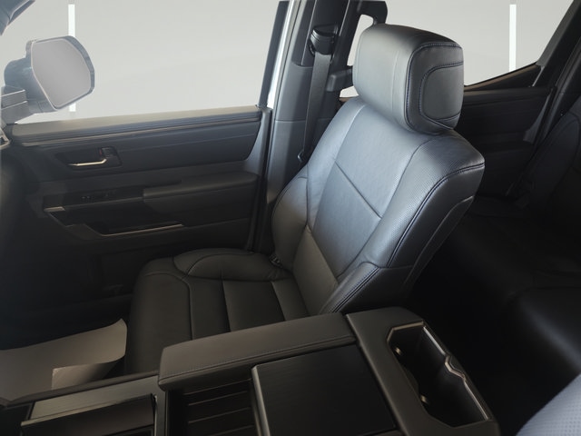 2026 Toyota Tundra Platinum - Photo 22