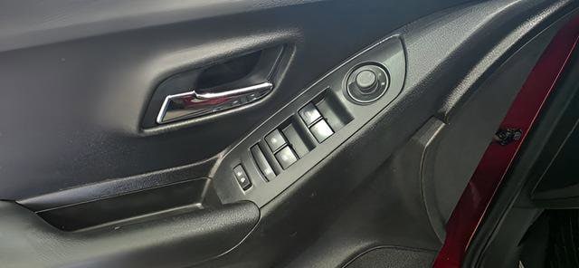 2019 Chevrolet Trax LT - Photo 12