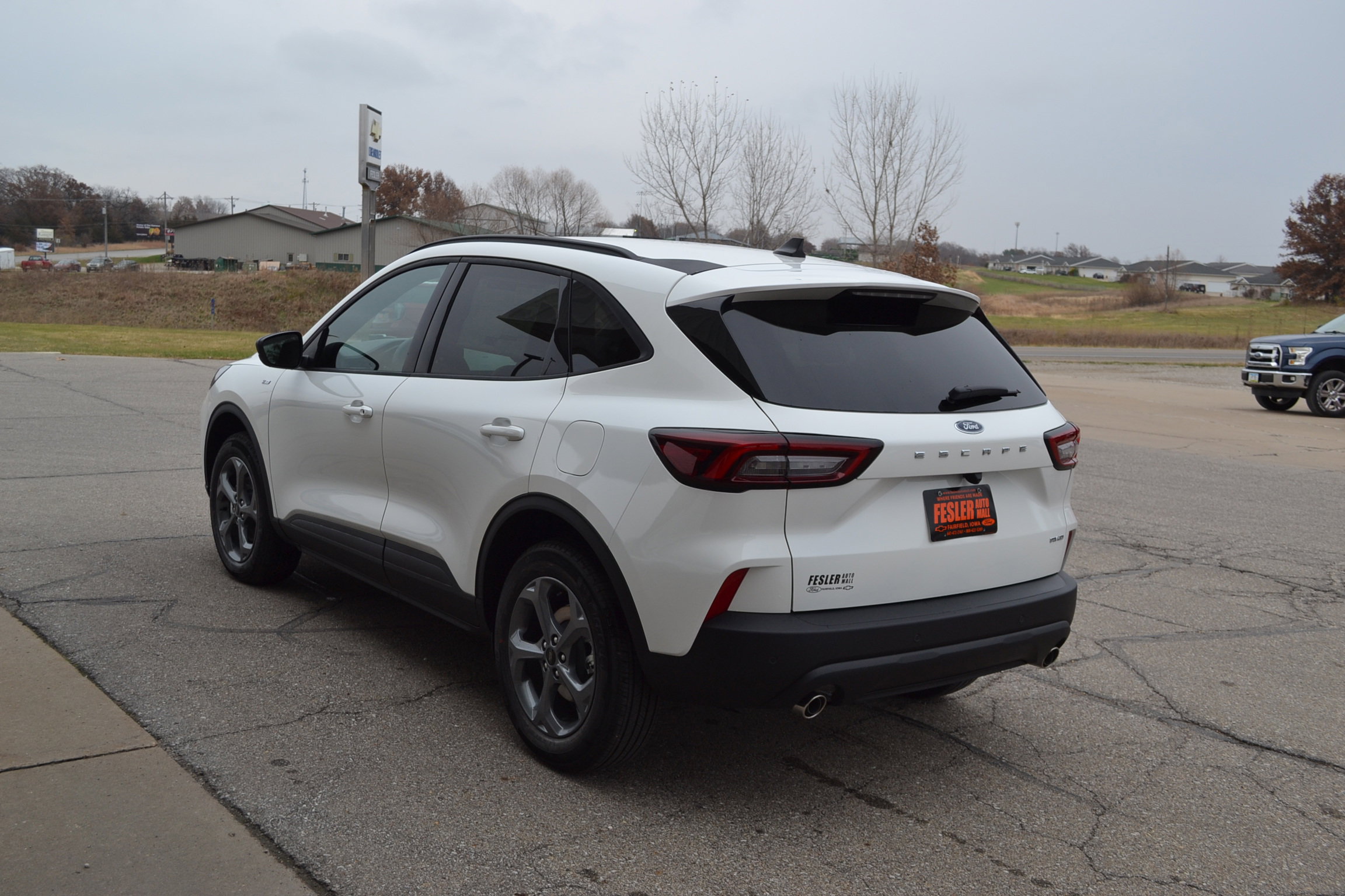 2026 Ford Escape ST-Line - Photo 8