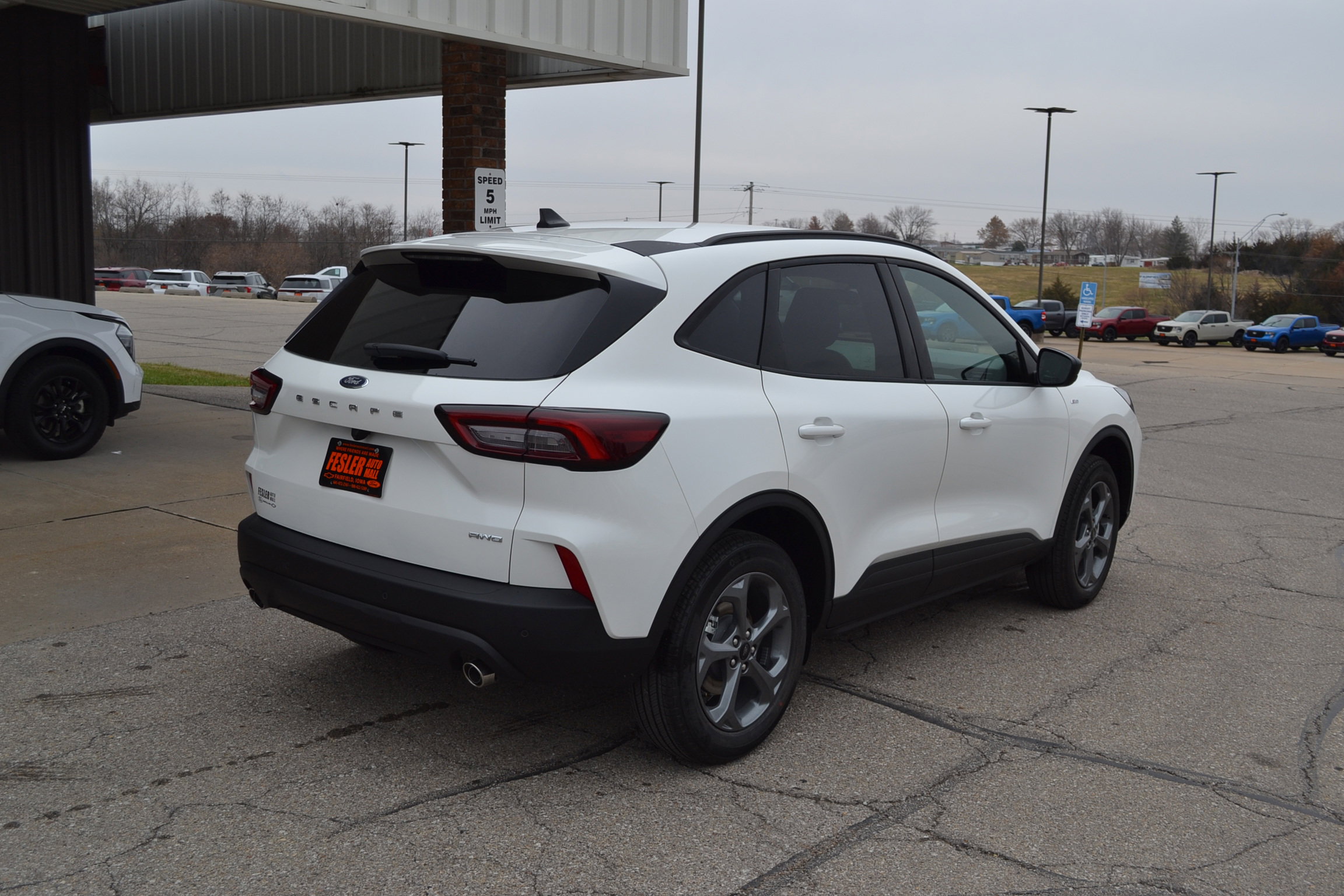 2026 Ford Escape ST-Line - Photo 6