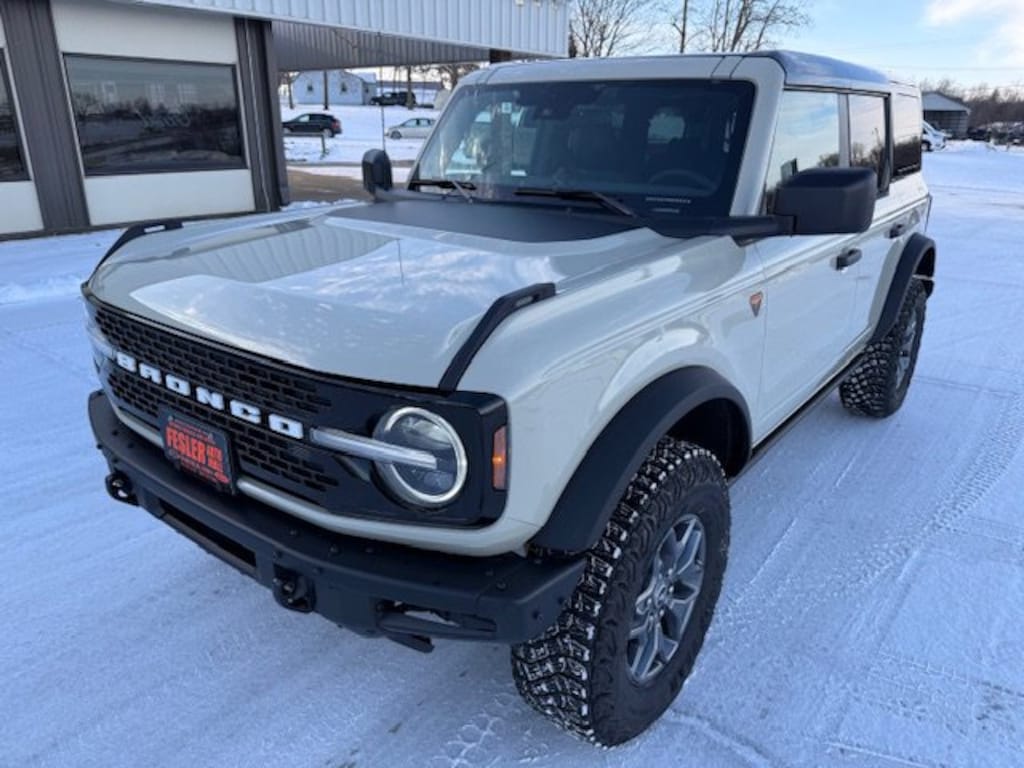 New 2025 Ford Bronco SUV