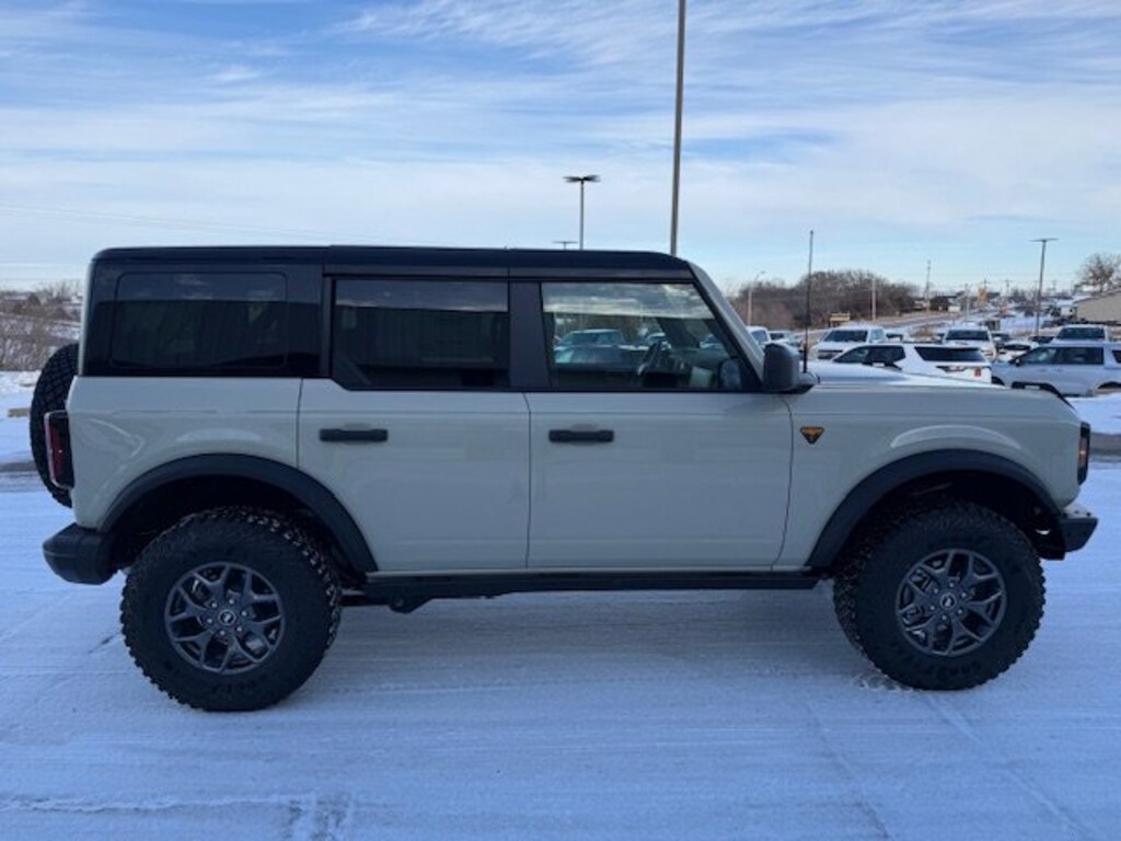 New 2025 Ford Bronco SUV