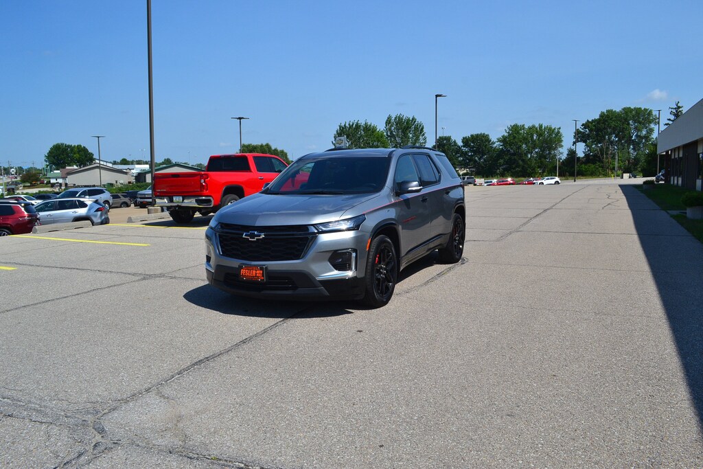 Used 2023 Chevrolet Traverse SUV