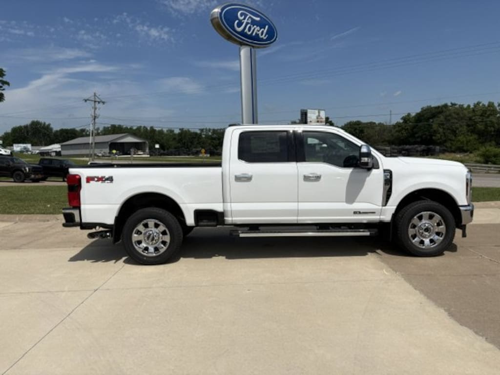 New 2026 Ford F-250 Truck Crew Cab