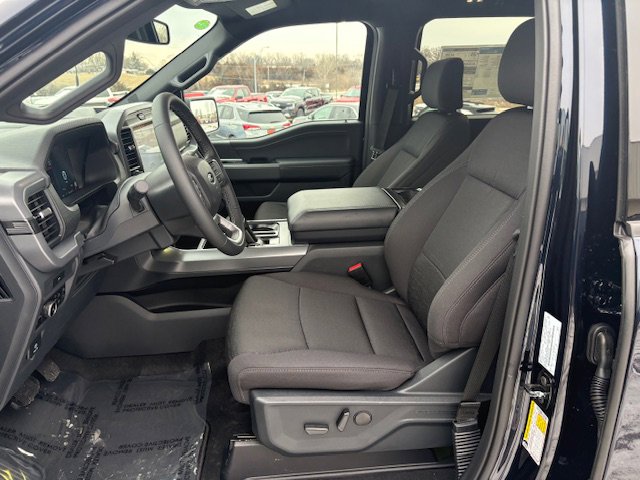 2026 Ford F-150 XLT - Photo 8