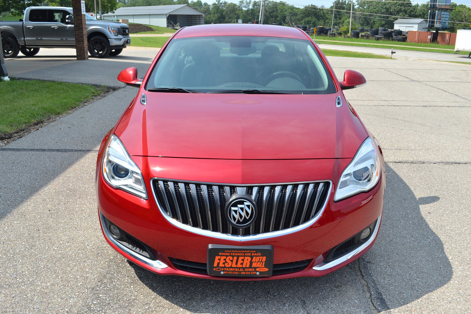 Used 2014 Buick Regal Base with VIN 2G4GK5EX1E9194221 for sale in Fairfield, IA