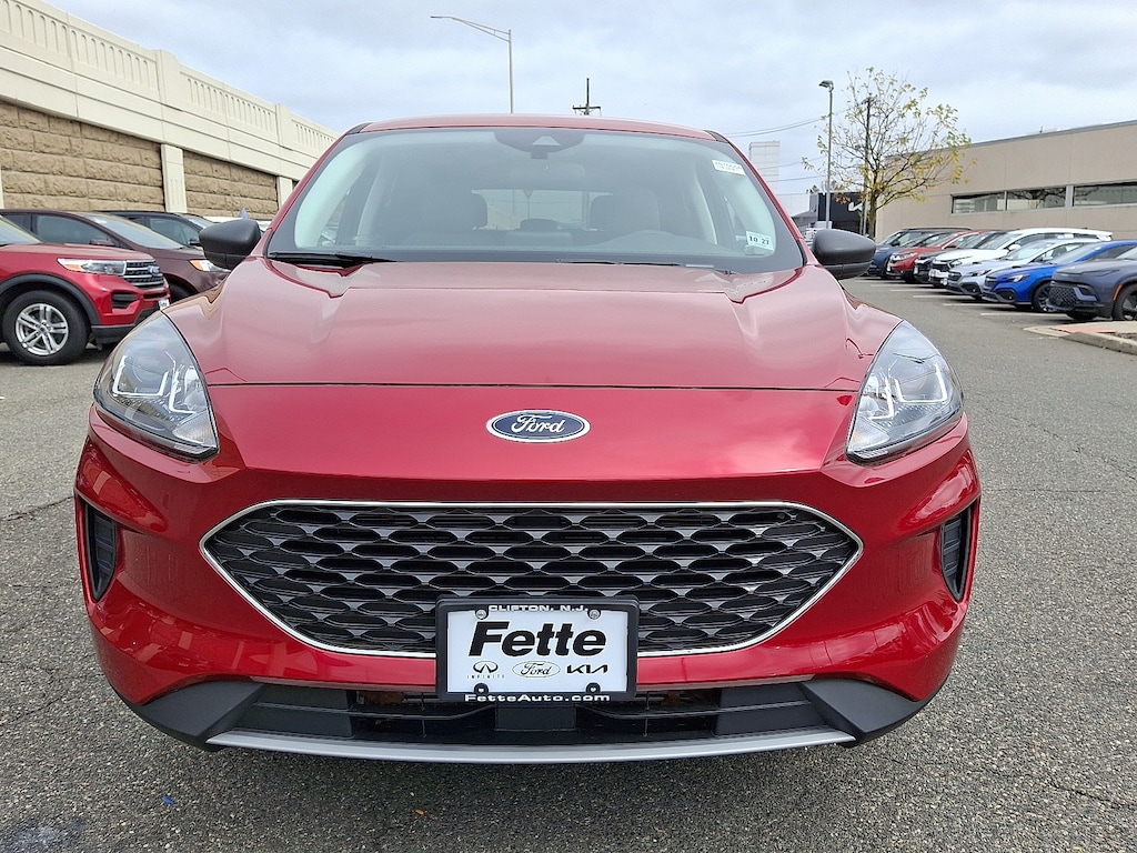 Certified 2022 Ford Escape SE Sport Utility