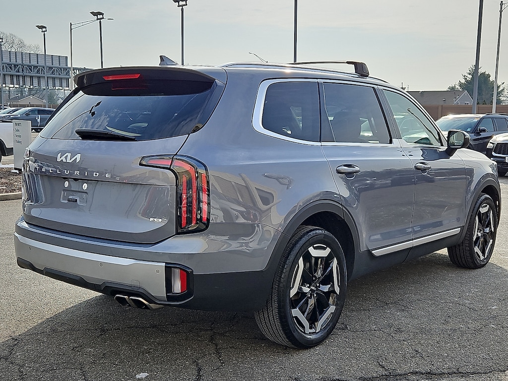 Used 2023 Kia Telluride EX Sport Utility