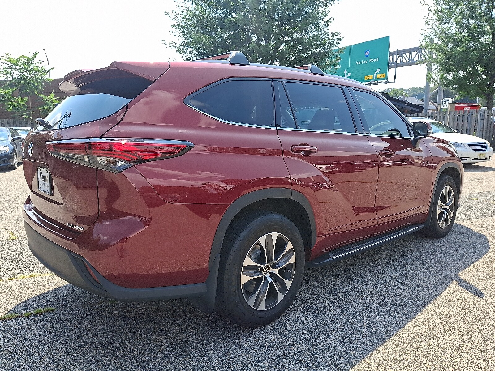 2022 Toyota Highlander XLE photo 4