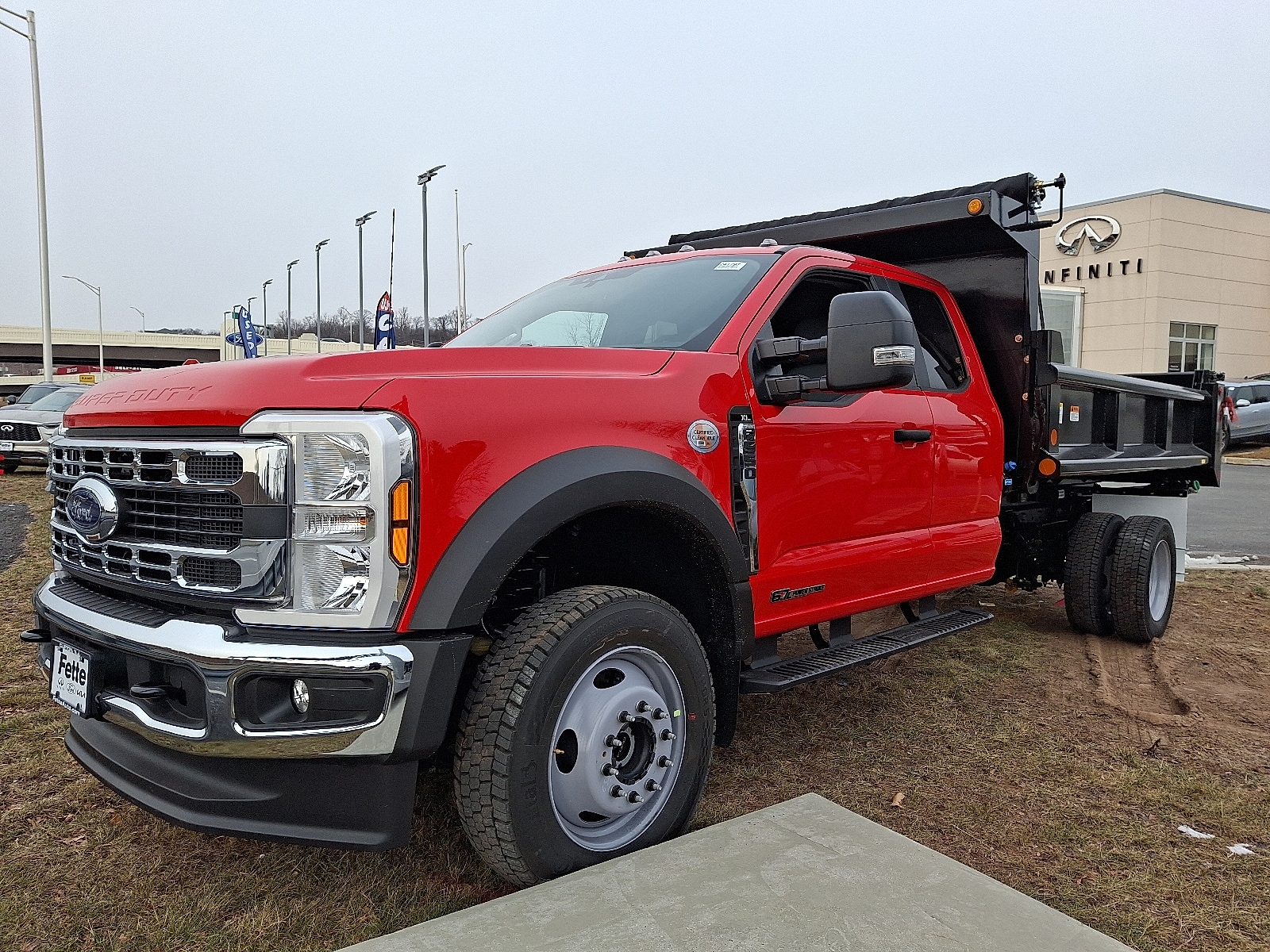 2024 Ford F-550 Super Duty Chassis Cab XL's photo