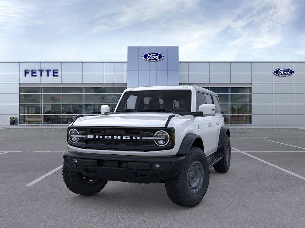 New 2025 Ford Bronco Outer Banks SUV