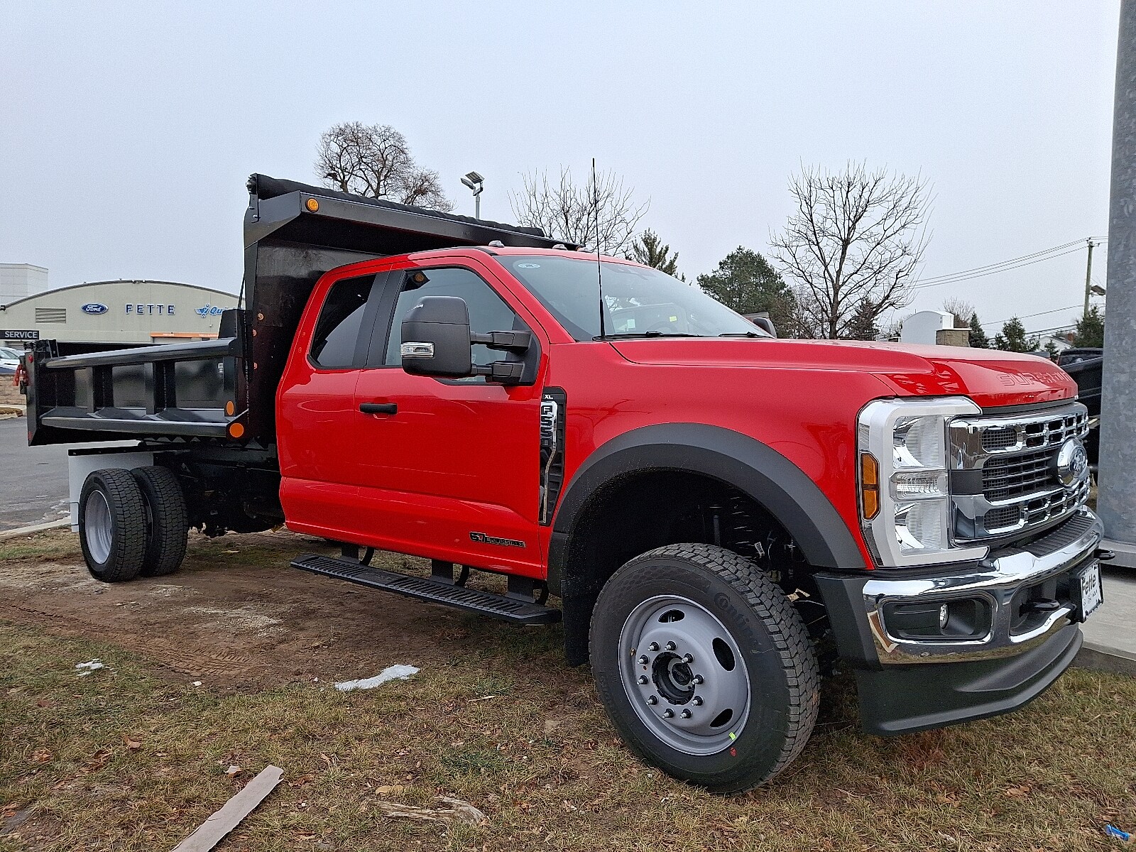 2024 Ford F-550 photo 3