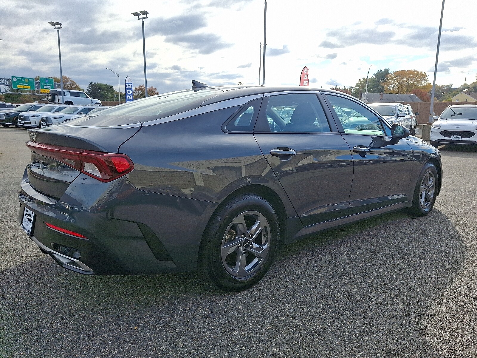 2023 Kia K5 LXS photo 4