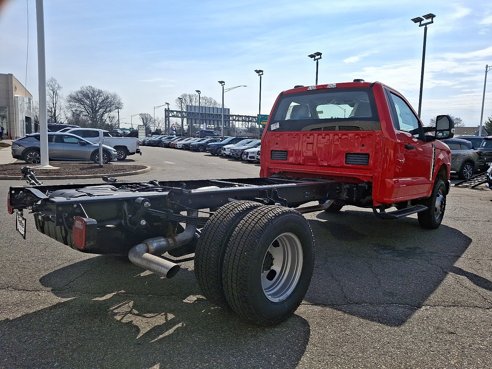 2025 Ford F-350 photo 4