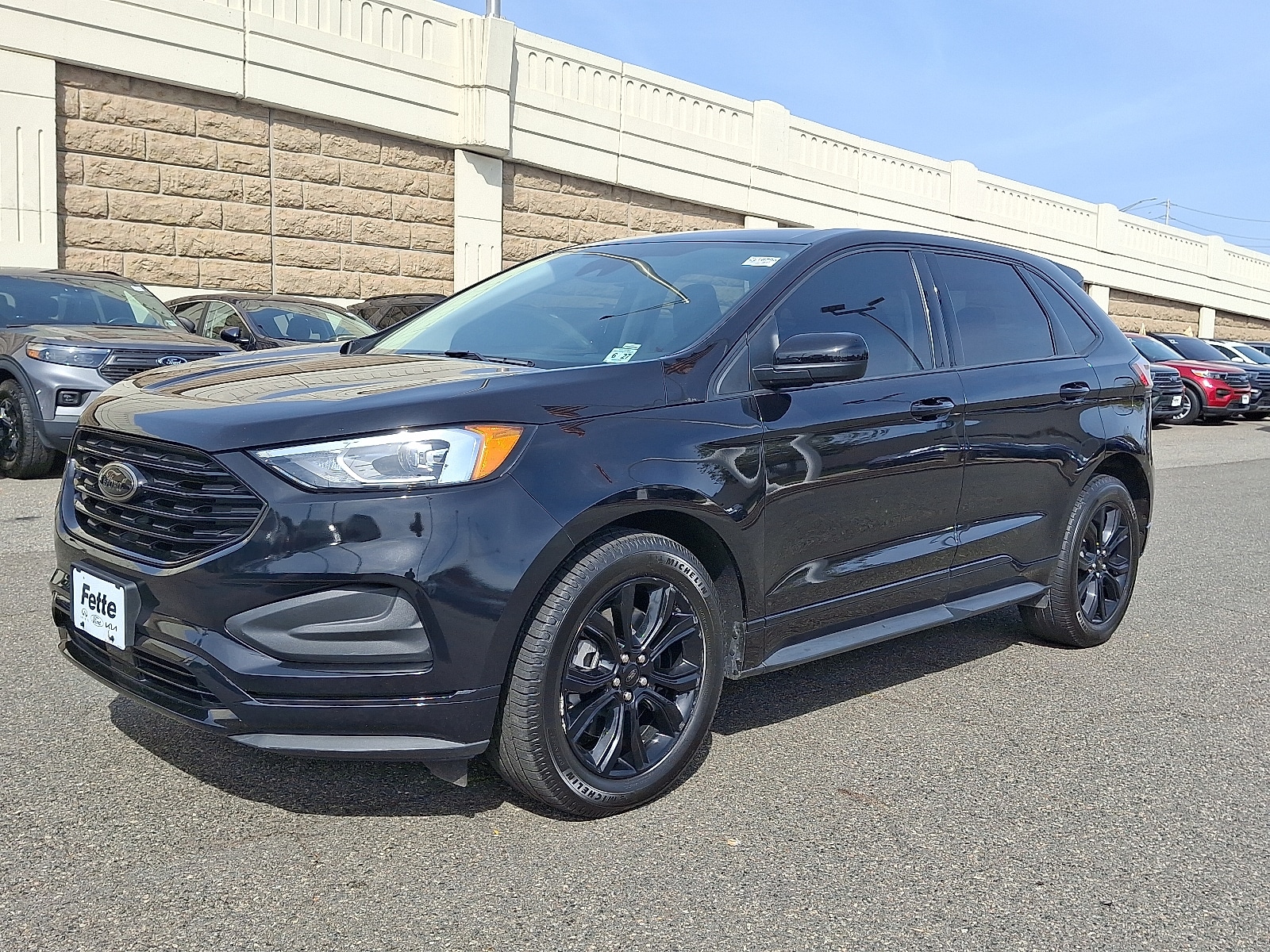 2022 Ford Edge SE