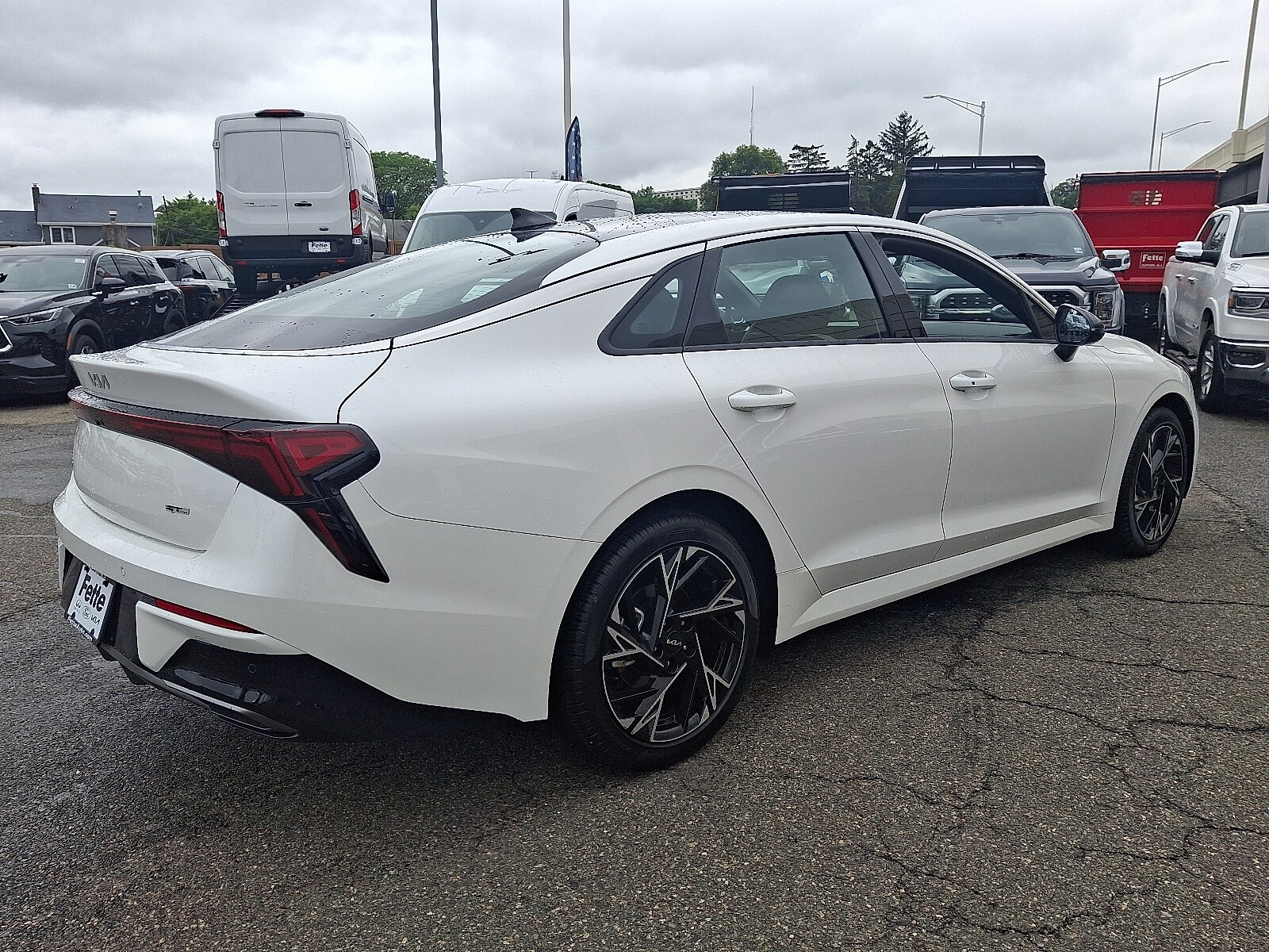 2025 Kia K5 GT-Line photo 4