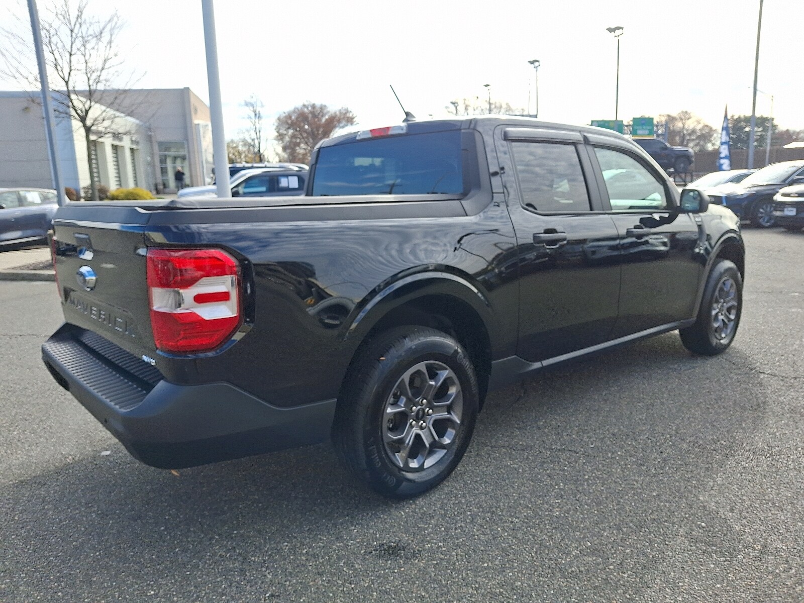 2023 Ford Maverick XLT photo 4