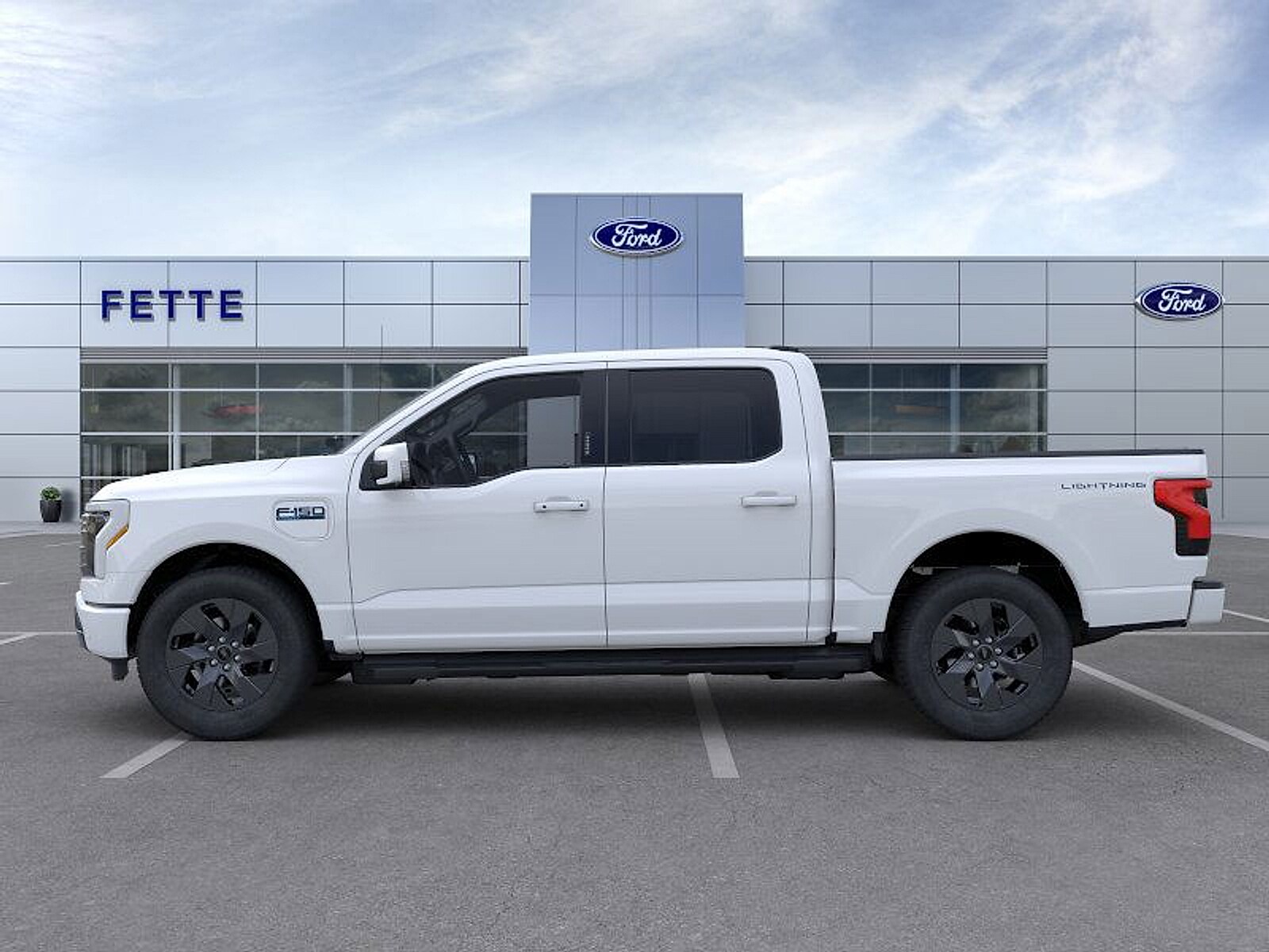 2024 Ford F-150 Lightning Lariat photo 3