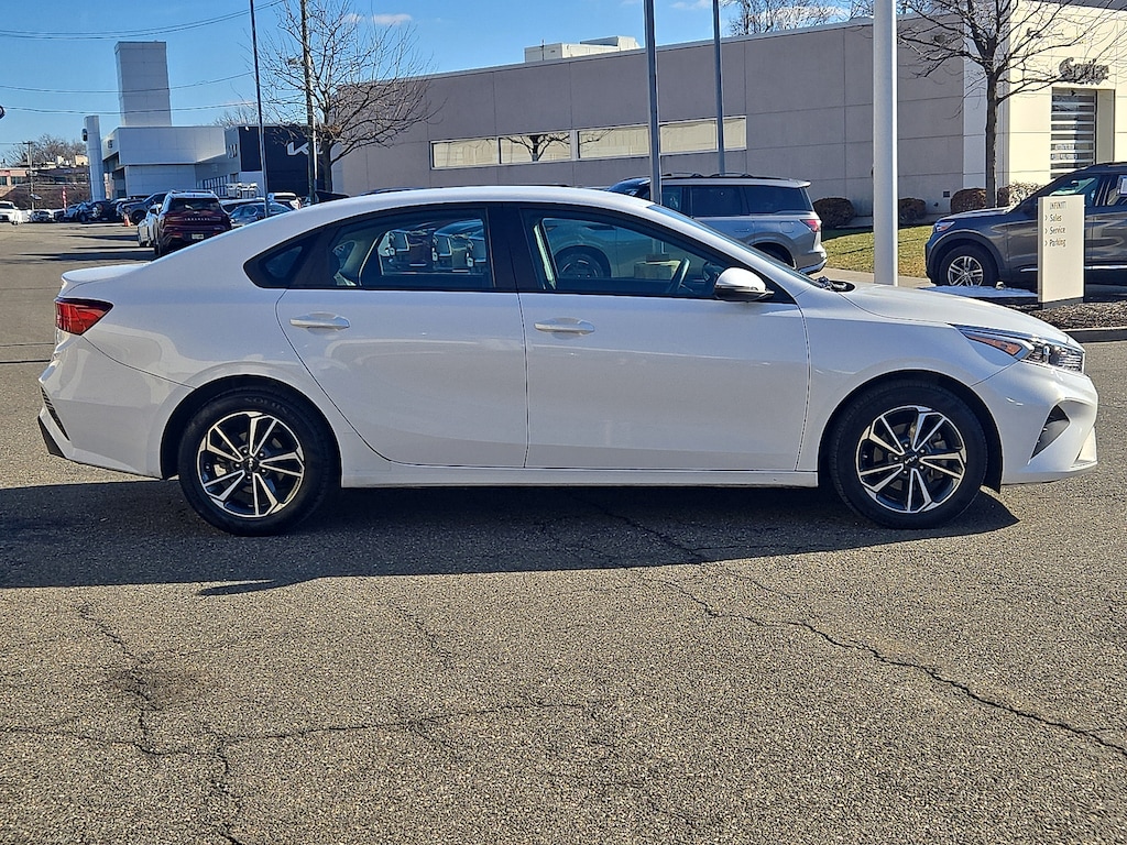 Used 2023 Kia Forte LXS Sedan
