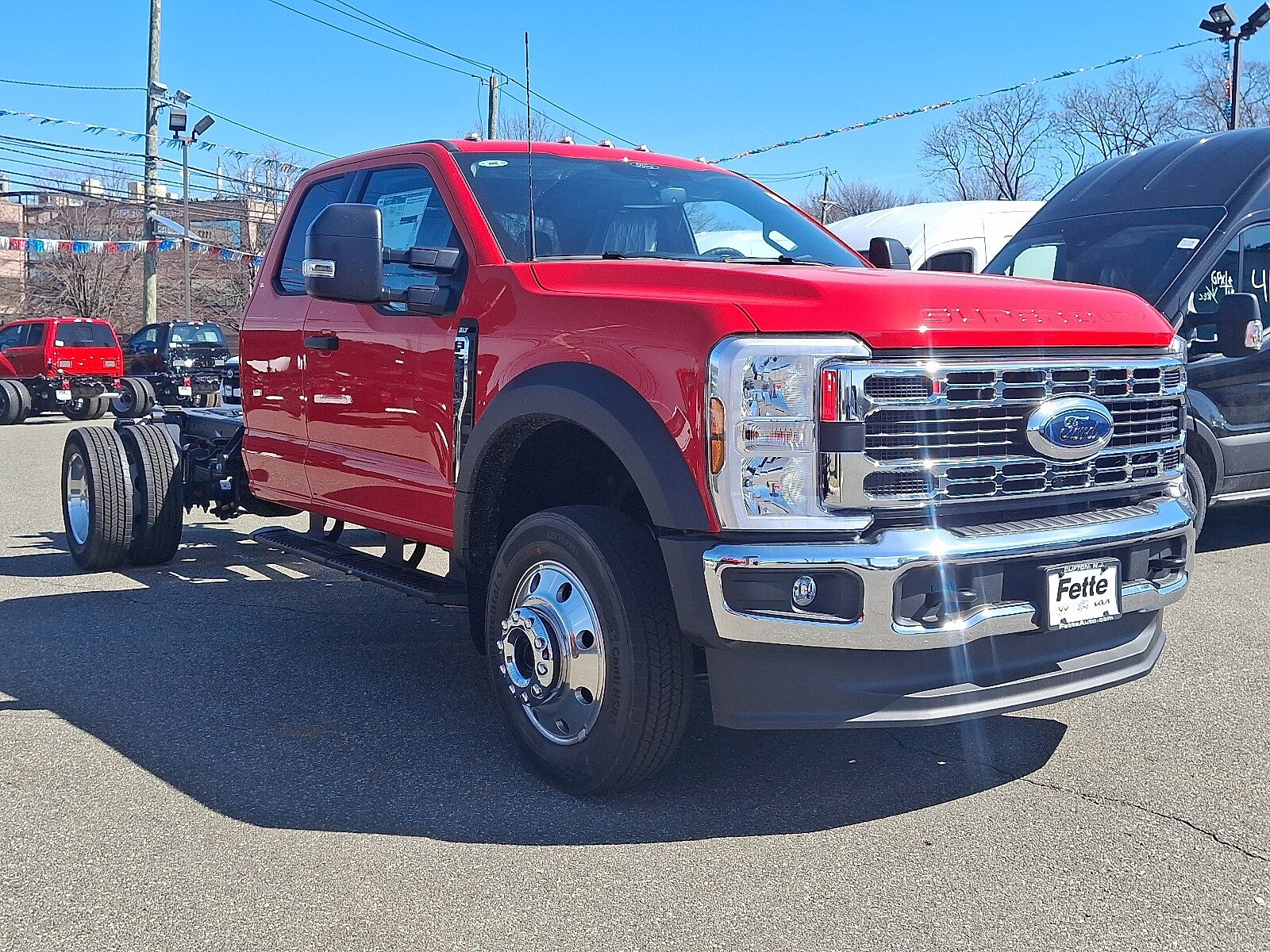 2024 Ford F-550 photo 3
