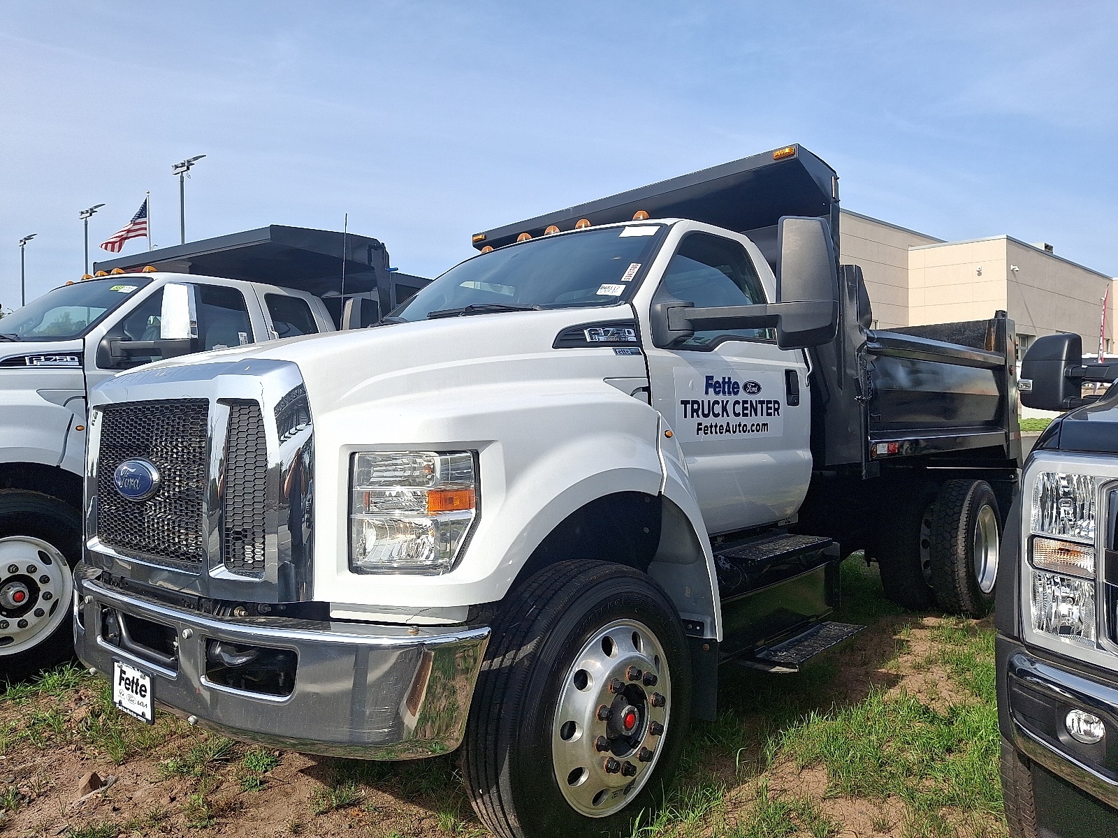 2023 Ford F-750's photo