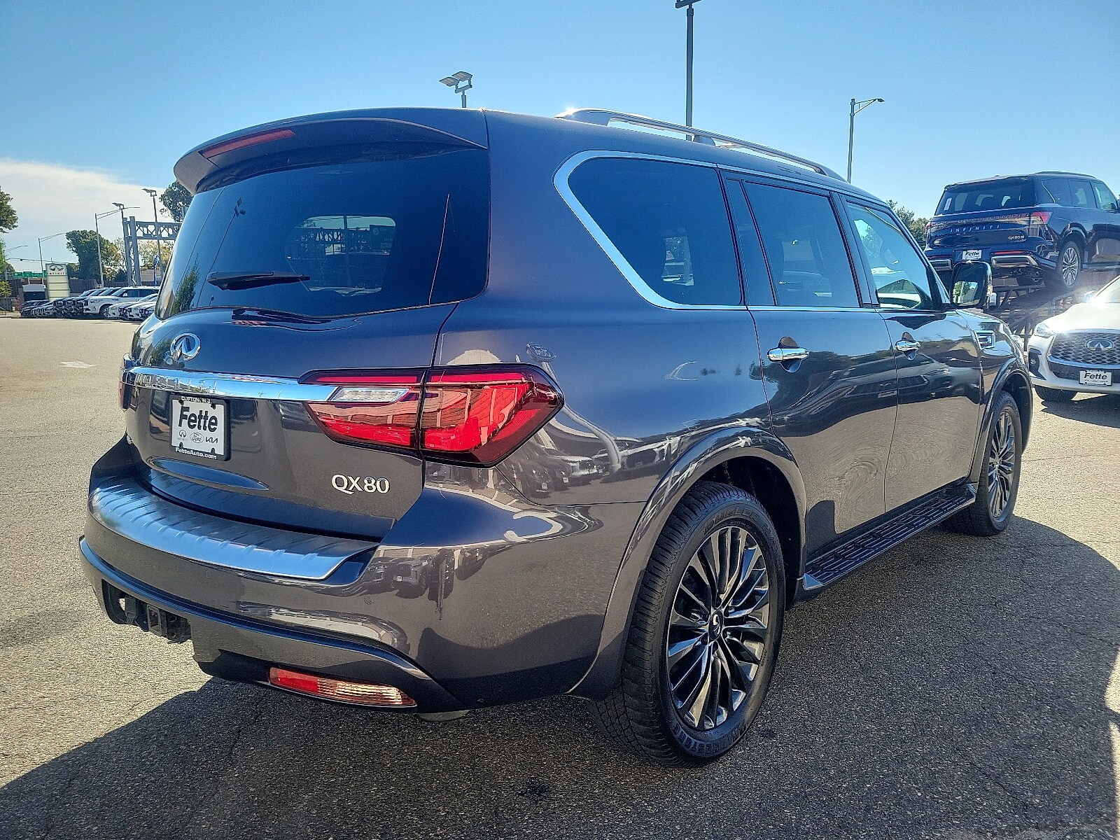 2024 Infiniti QX80 Sensory photo 3